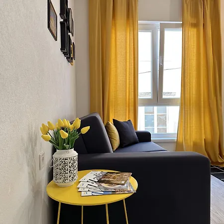 Anamari Apartman *